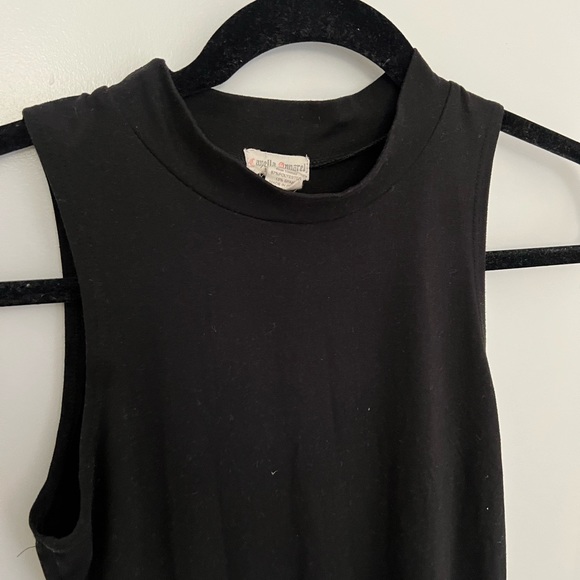 Black dress - Picture 3 of 3